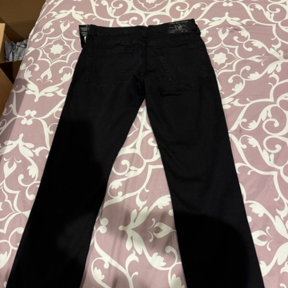 Men’s True Religion Black Straight Jeans - Picture 2 of 4